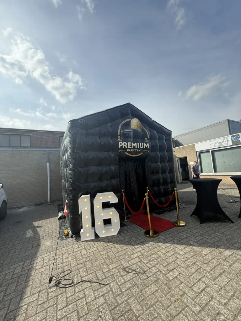 Sweet 16 mit Leuchtzahlen